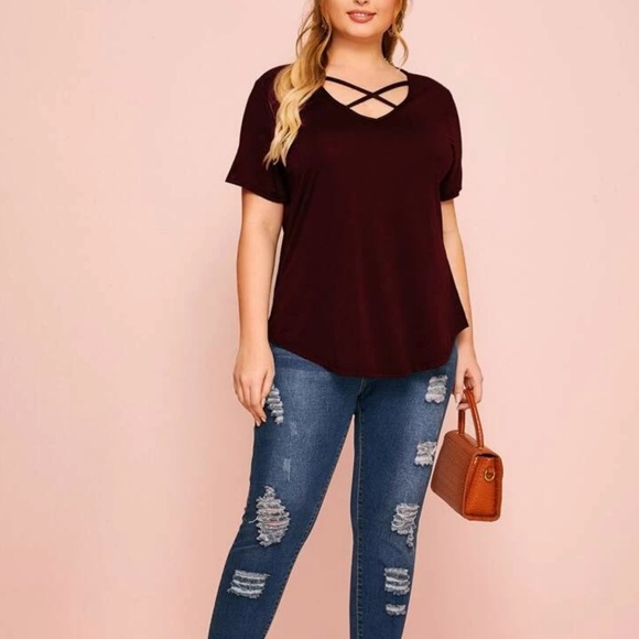 Plus size crisscross blouse Black - Picture 10 of 10